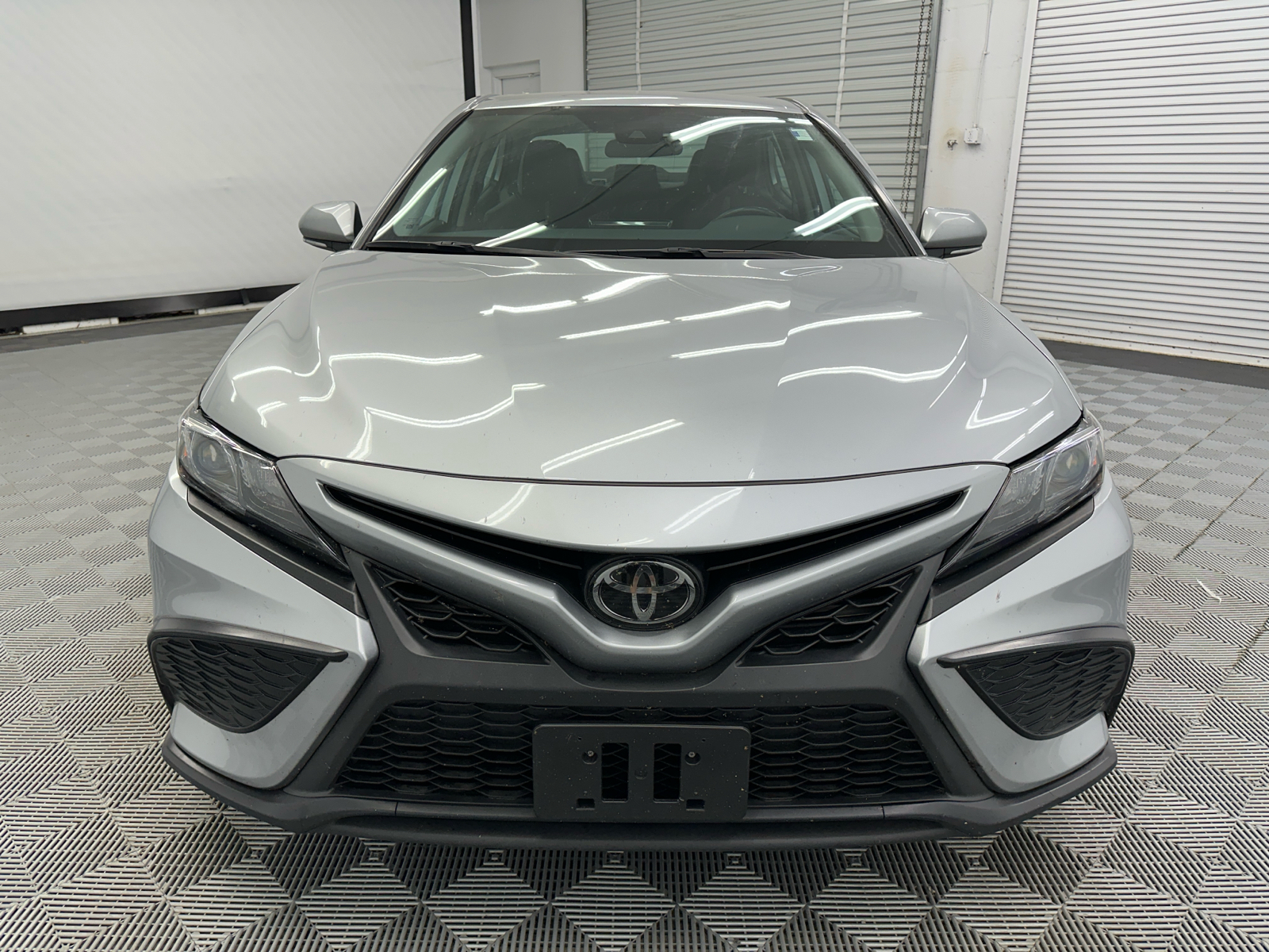 2022 Toyota Camry SE 8