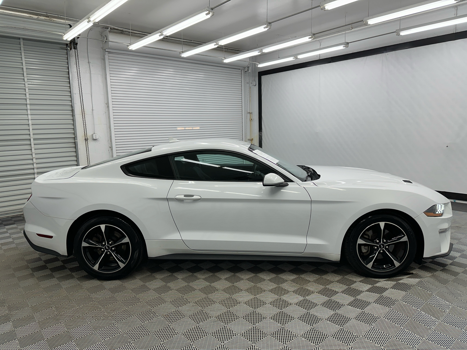 2021 Ford Mustang EcoBoost 6