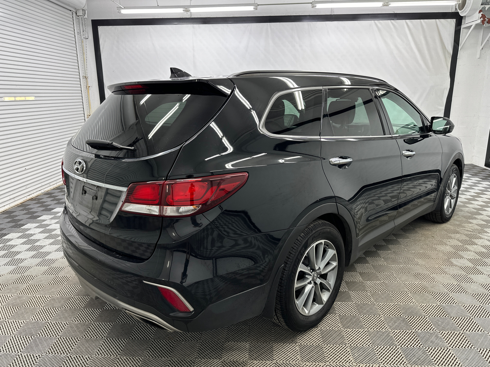 2018 Hyundai Santa Fe SE 5