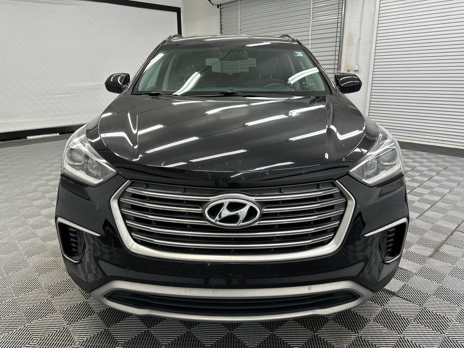 2018 Hyundai Santa Fe SE 8