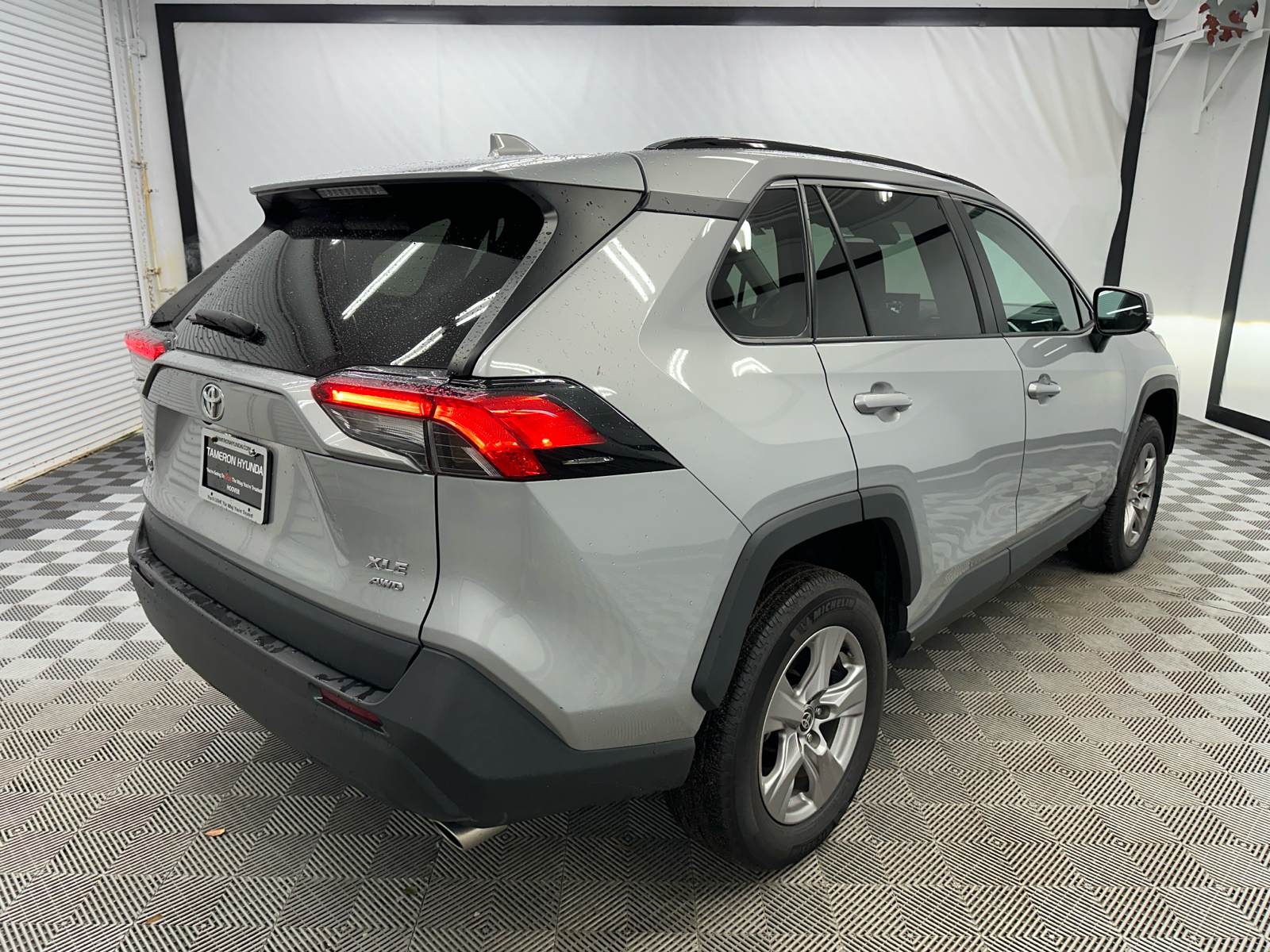 2022 Toyota RAV4 XLE 5