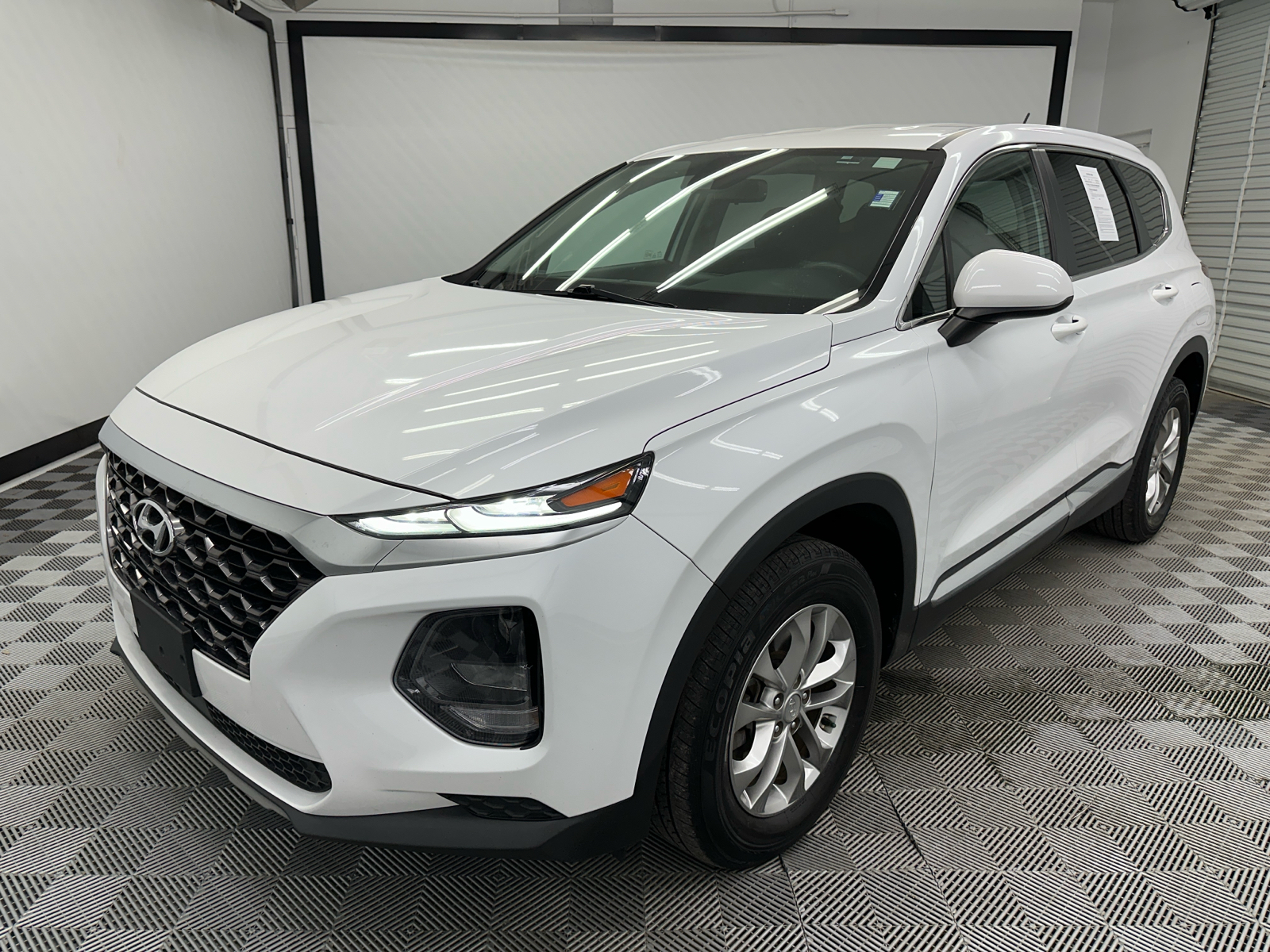 2019 Hyundai Santa Fe SE 2.4 1