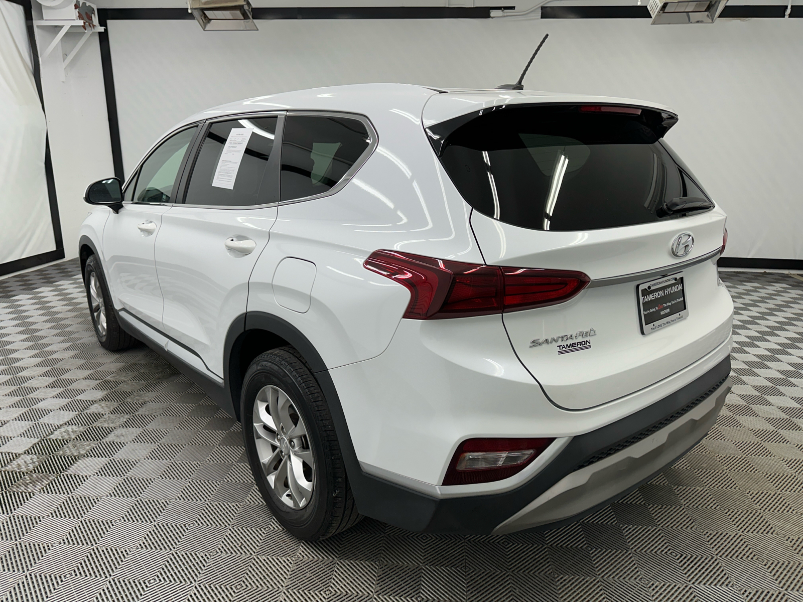 2019 Hyundai Santa Fe SE 2.4 3