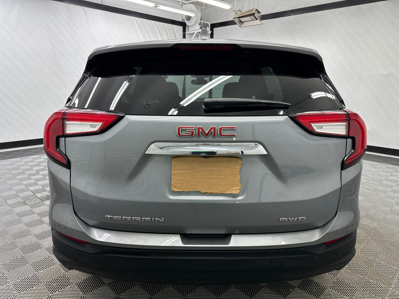 2023 GMC Terrain SLE 4