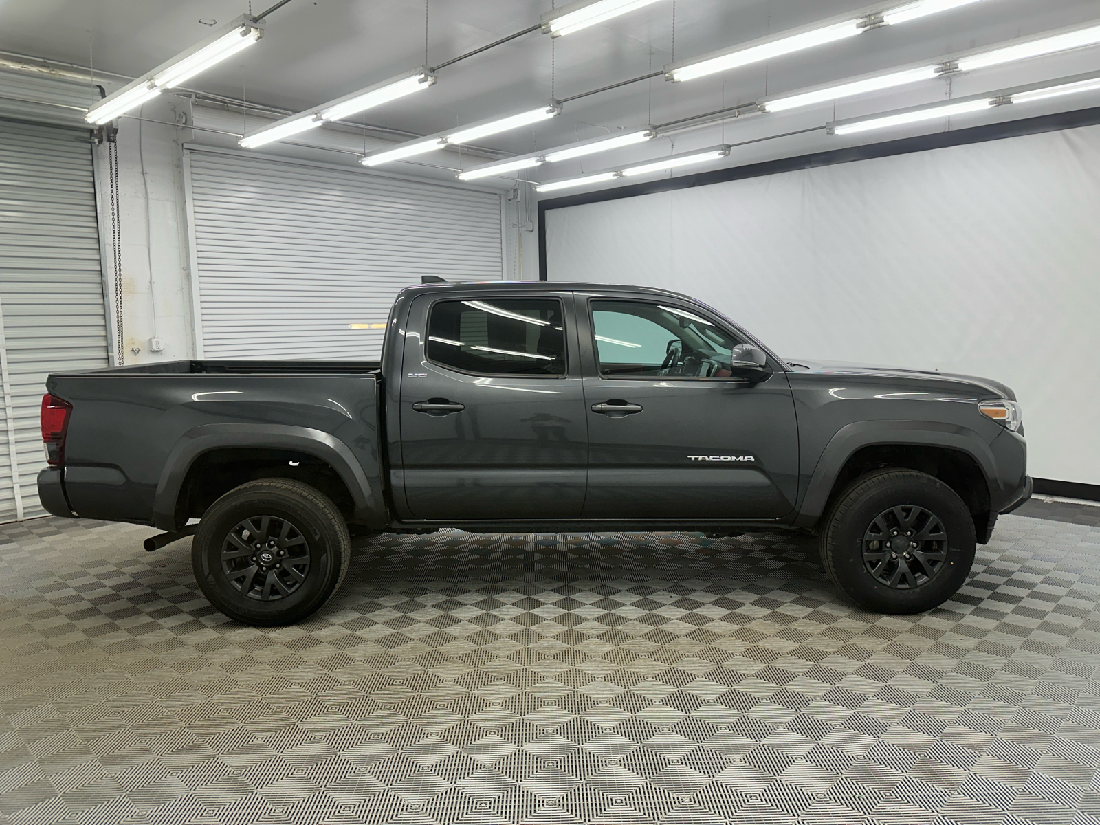 2023 Toyota Tacoma SR5 4WD 6