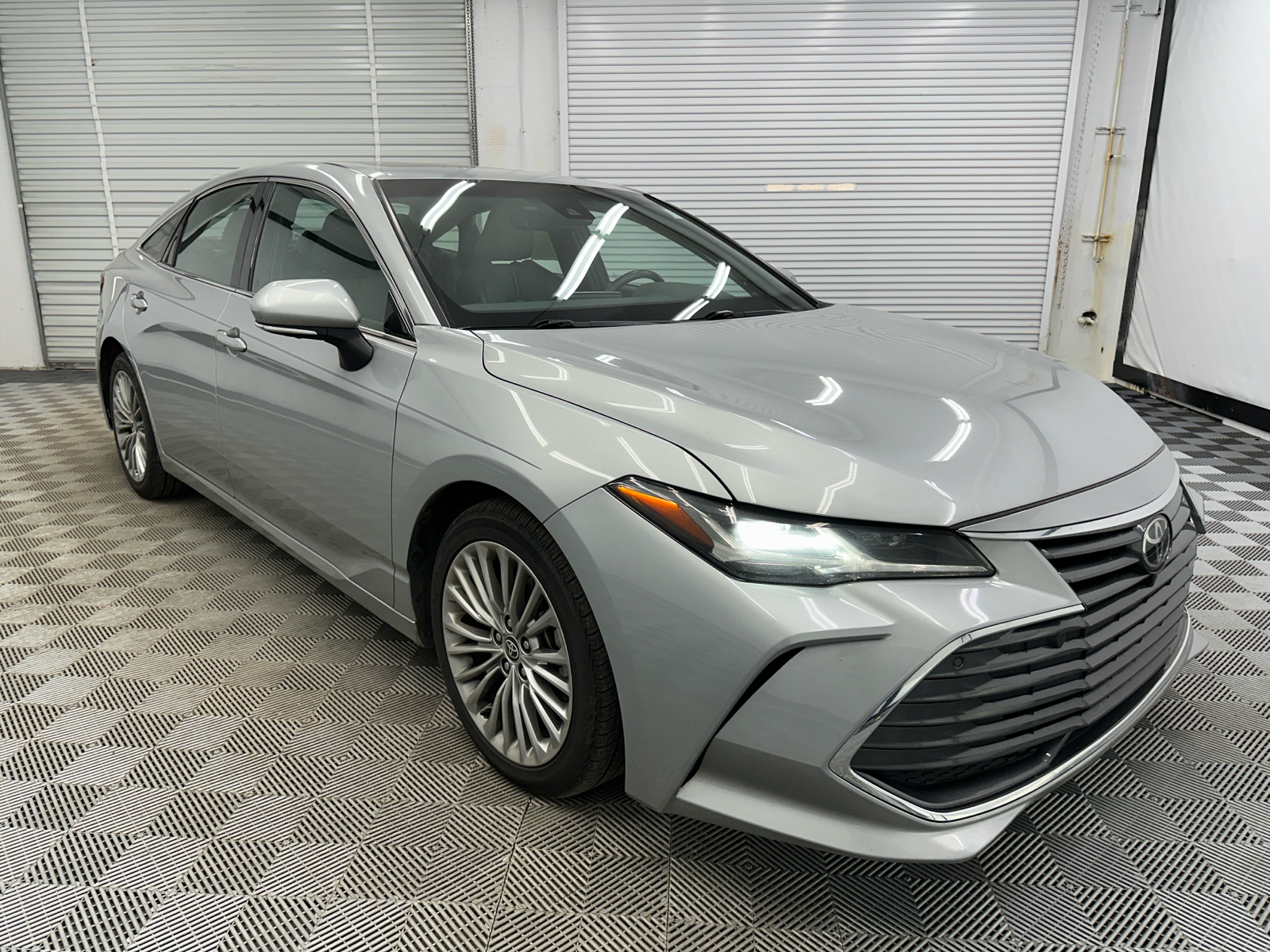 2022 Toyota Avalon Limited 7