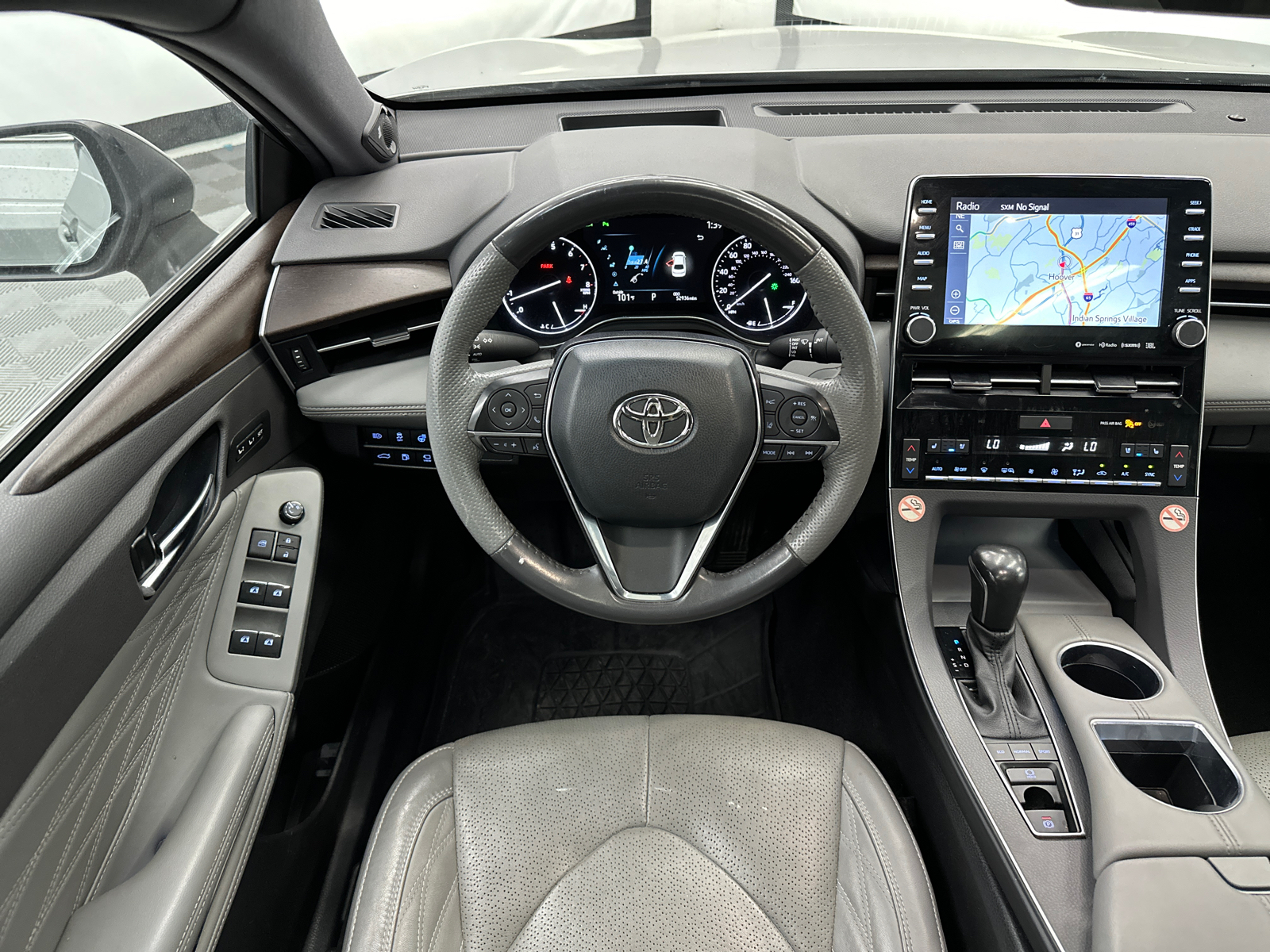 2022 Toyota Avalon Limited 25