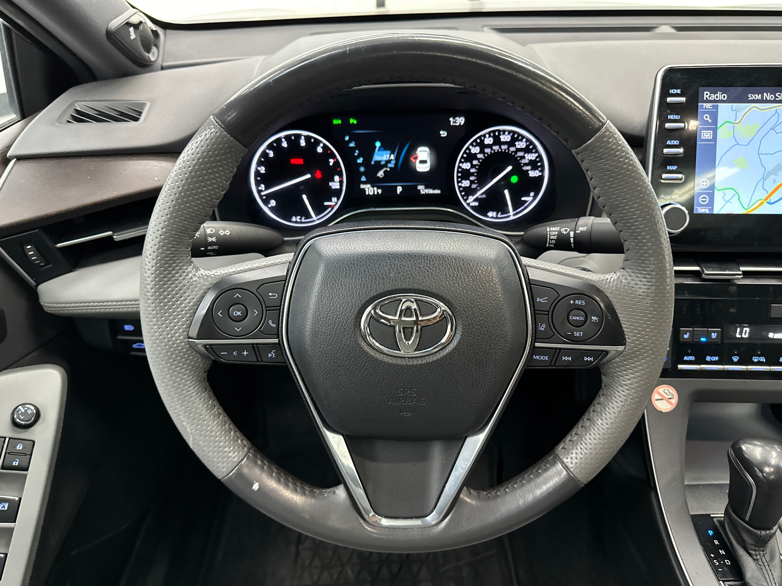 2022 Toyota Avalon Limited 26