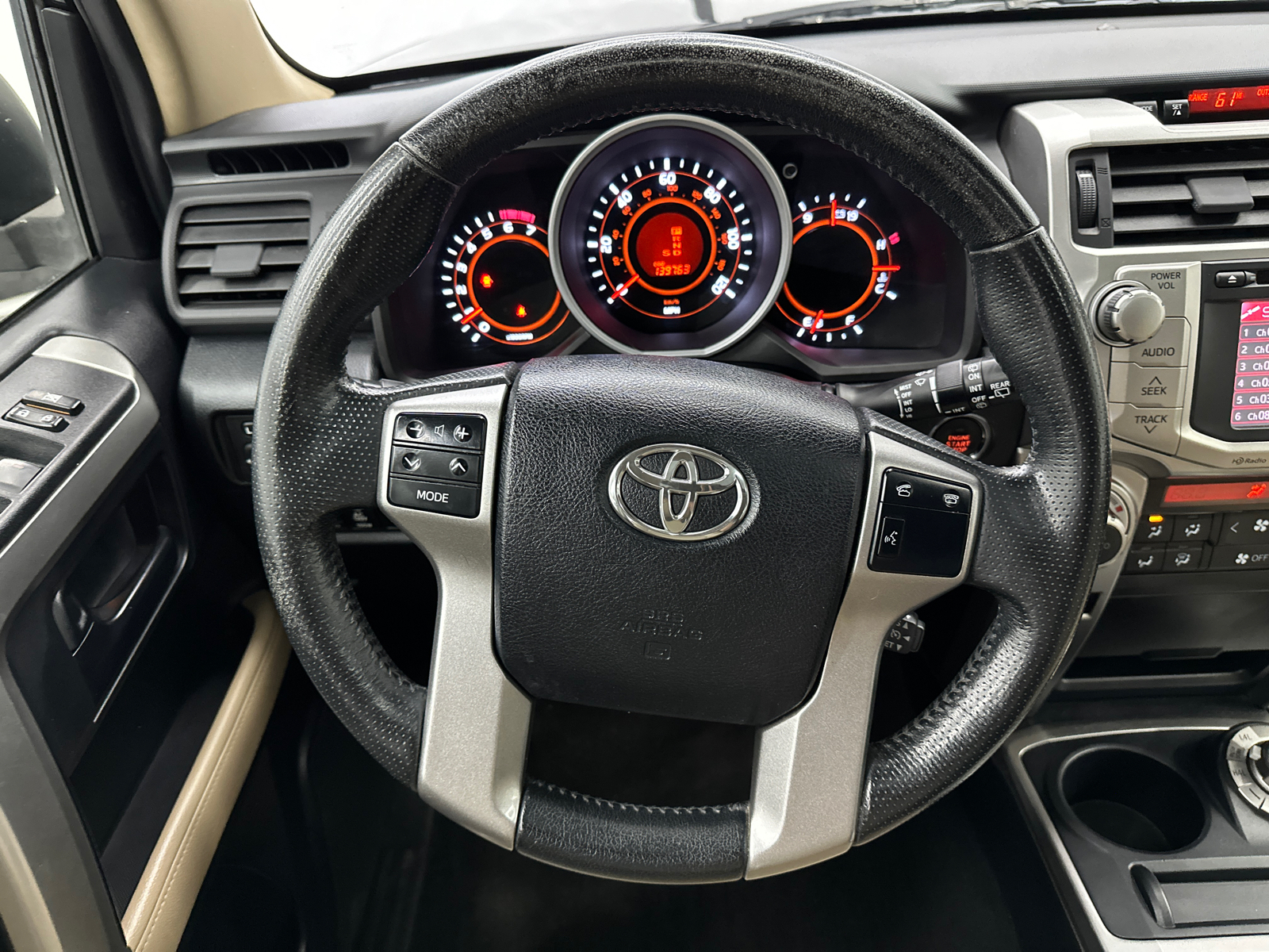 2013 Toyota 4Runner  25