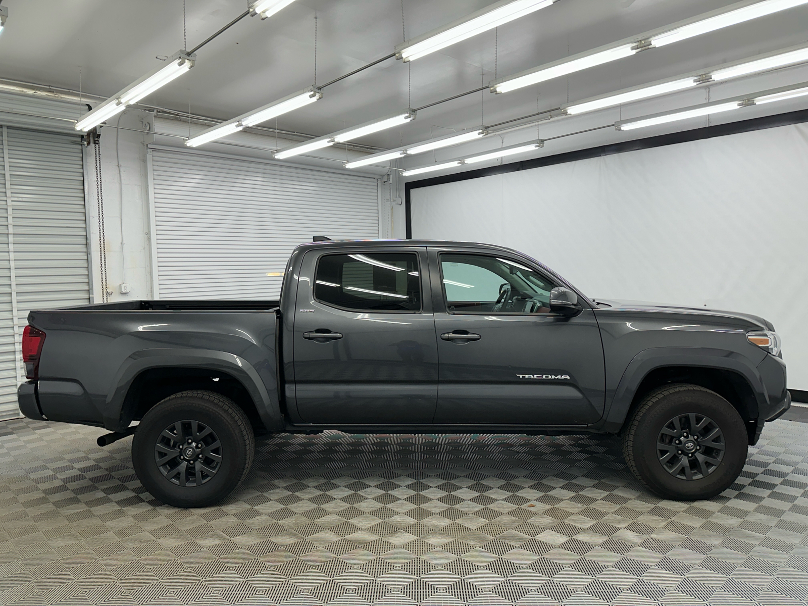 2022 Toyota Tacoma SR5 6