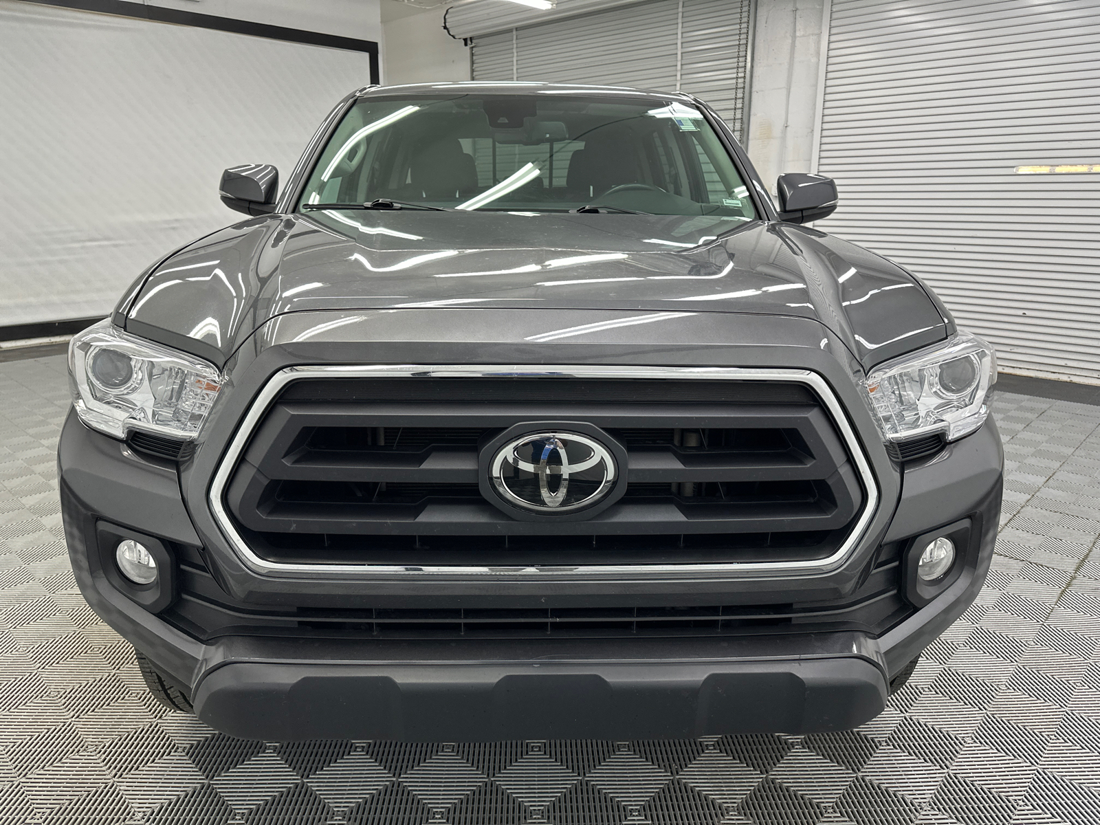 2022 Toyota Tacoma SR5 8