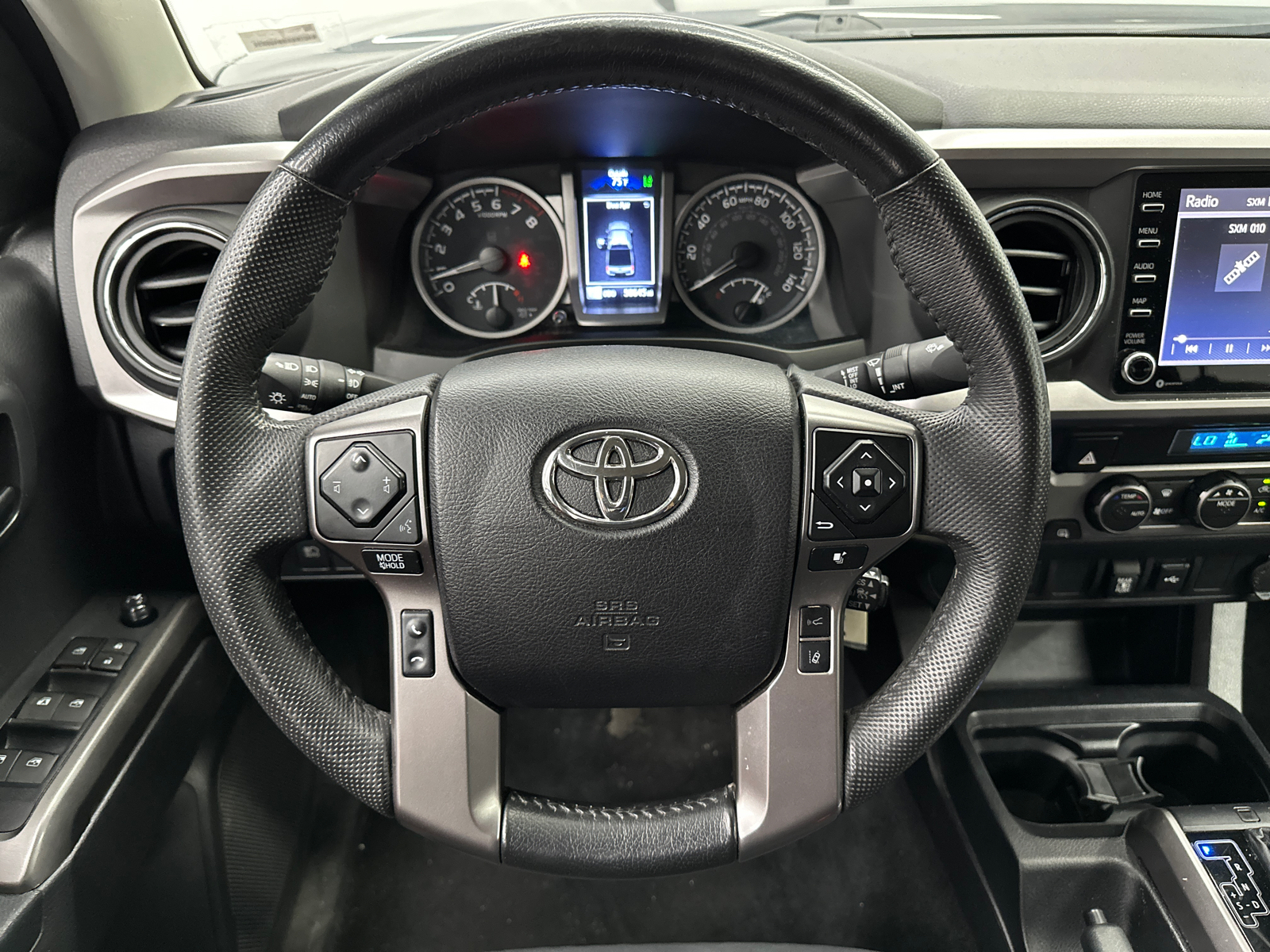 2022 Toyota Tacoma SR5 24