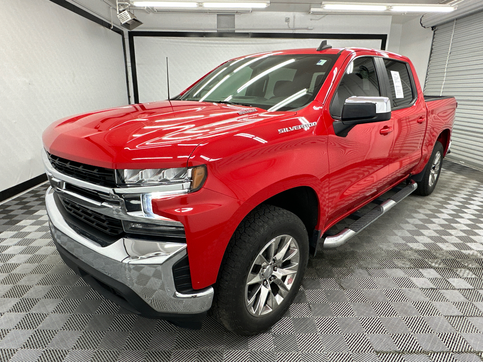 2021 Chevrolet Silverado 1500 LT 1