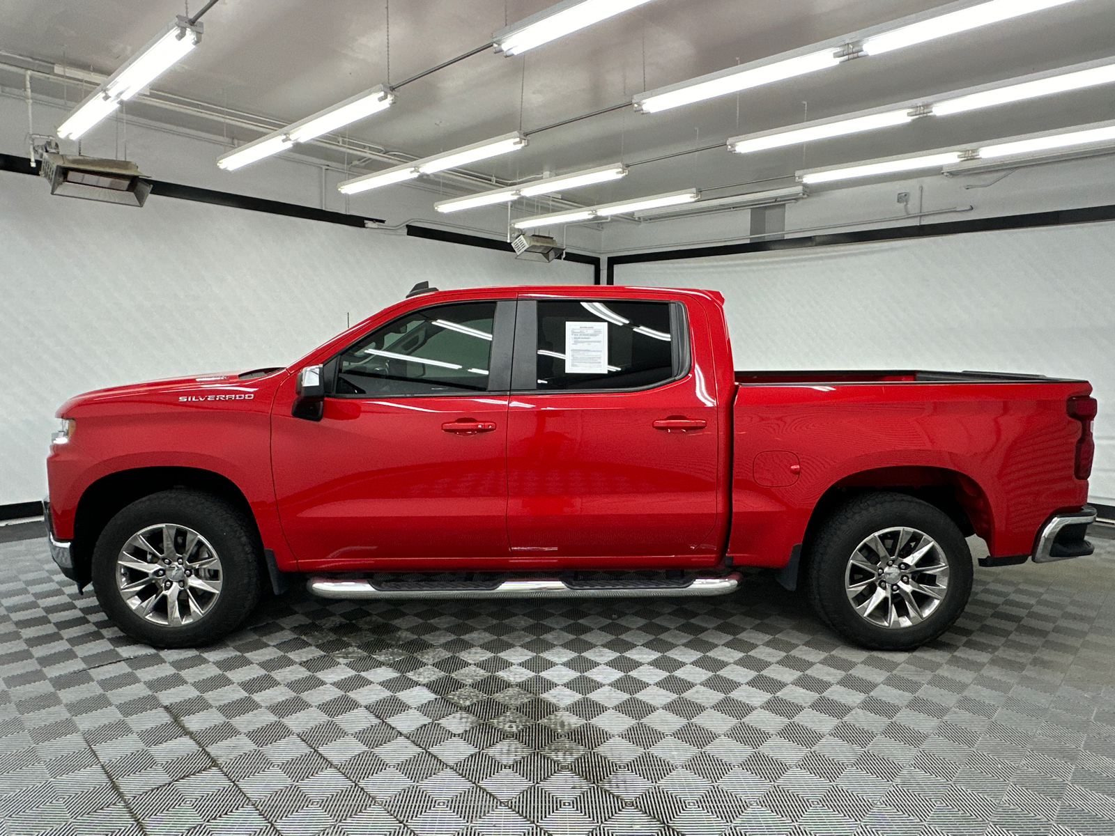 2021 Chevrolet Silverado 1500 LT 2