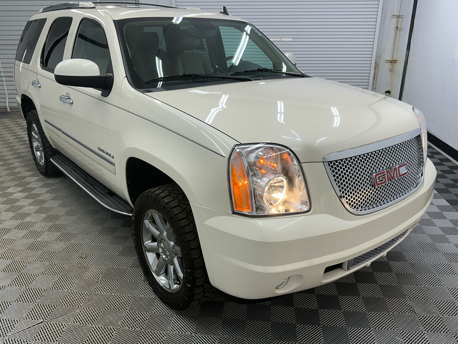 2013 GMC Yukon Denali 7