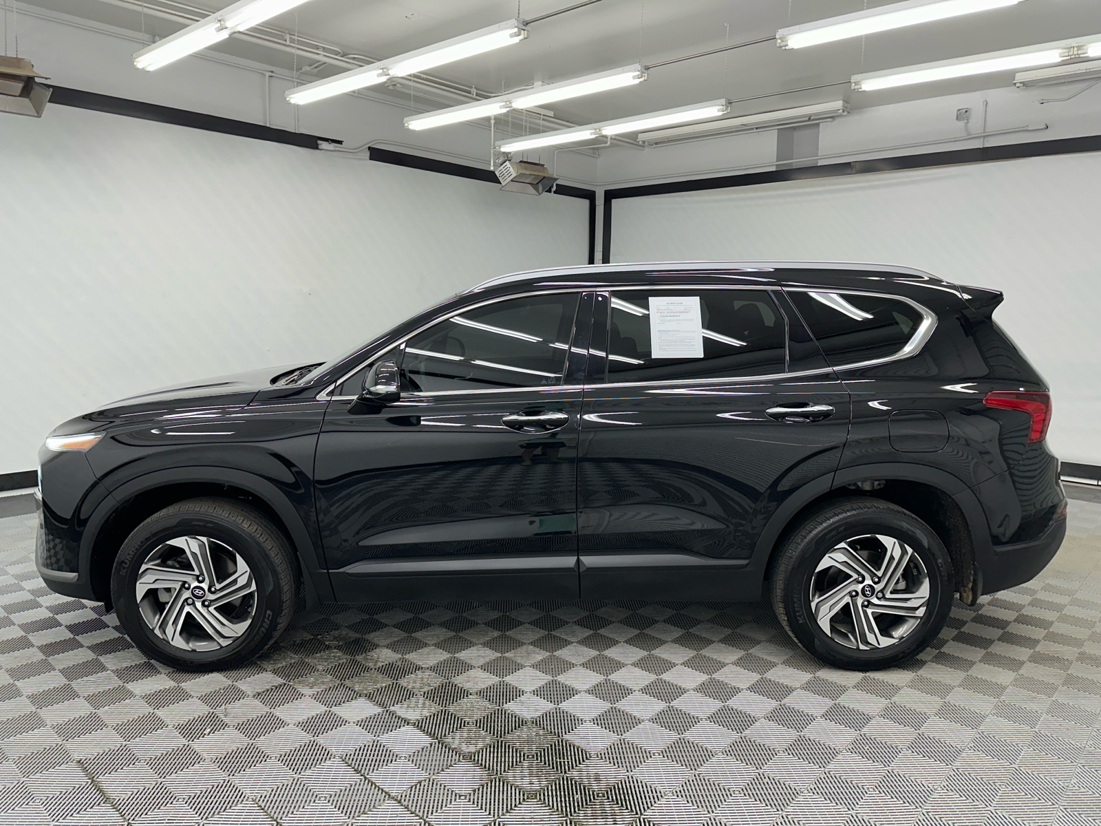 2023 Hyundai Santa Fe SEL 2