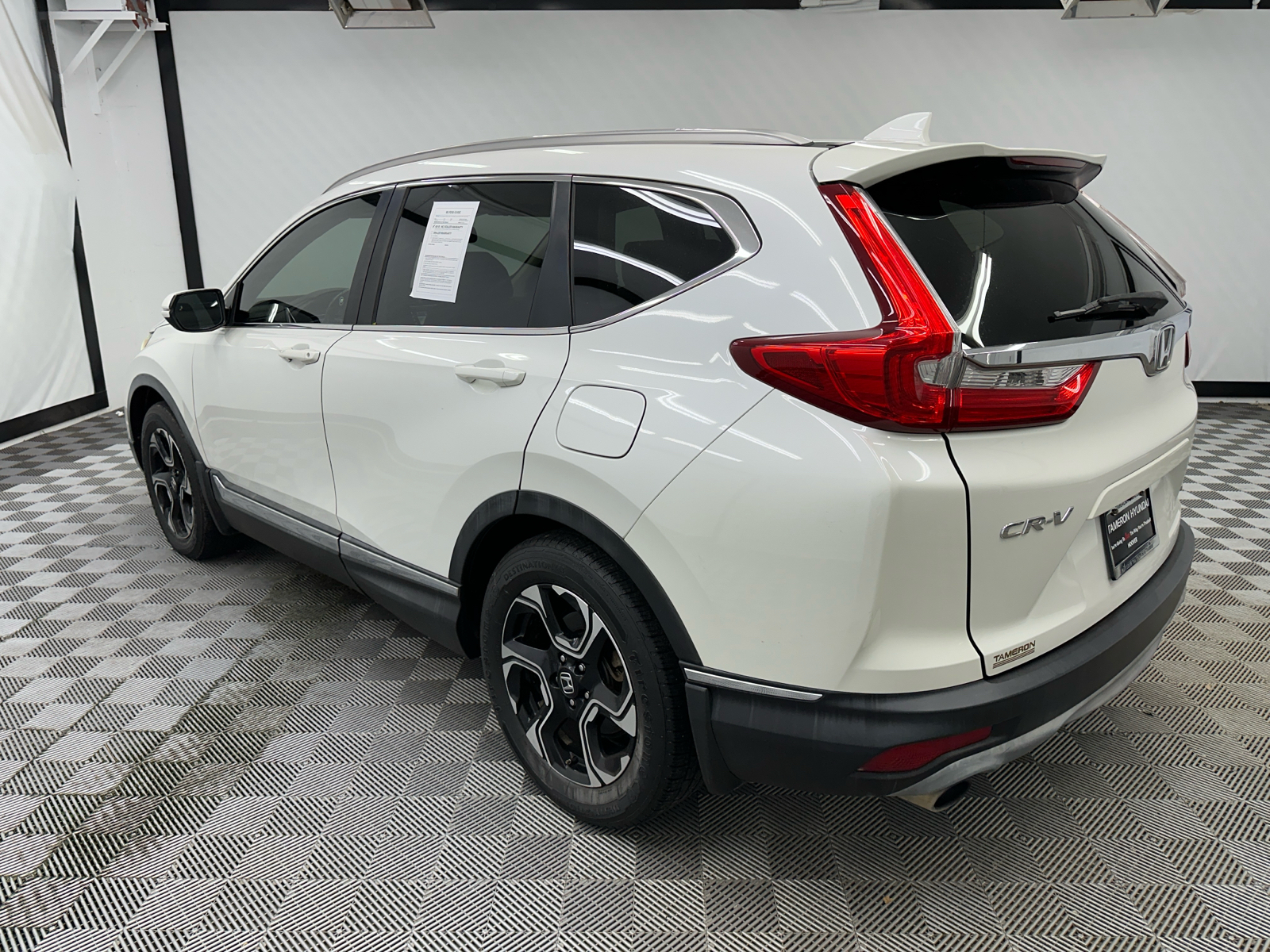 2018 Honda CR-V Touring 3