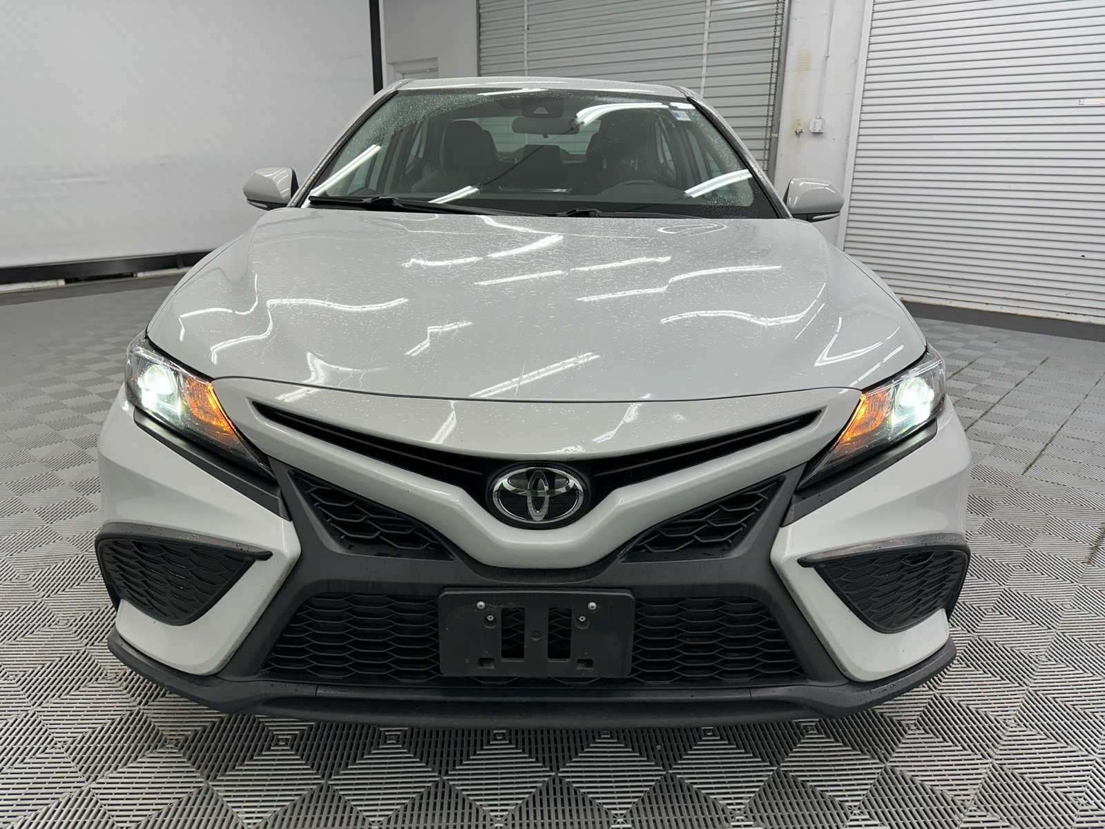 2022 Toyota Camry SE 8