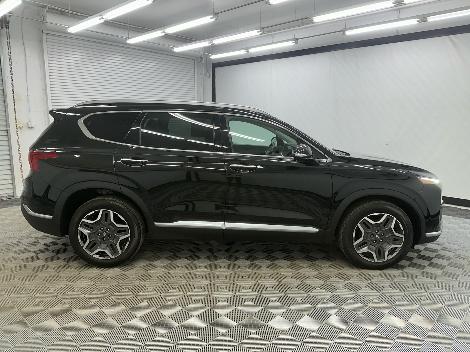 2023 Hyundai Santa Fe Limited 6