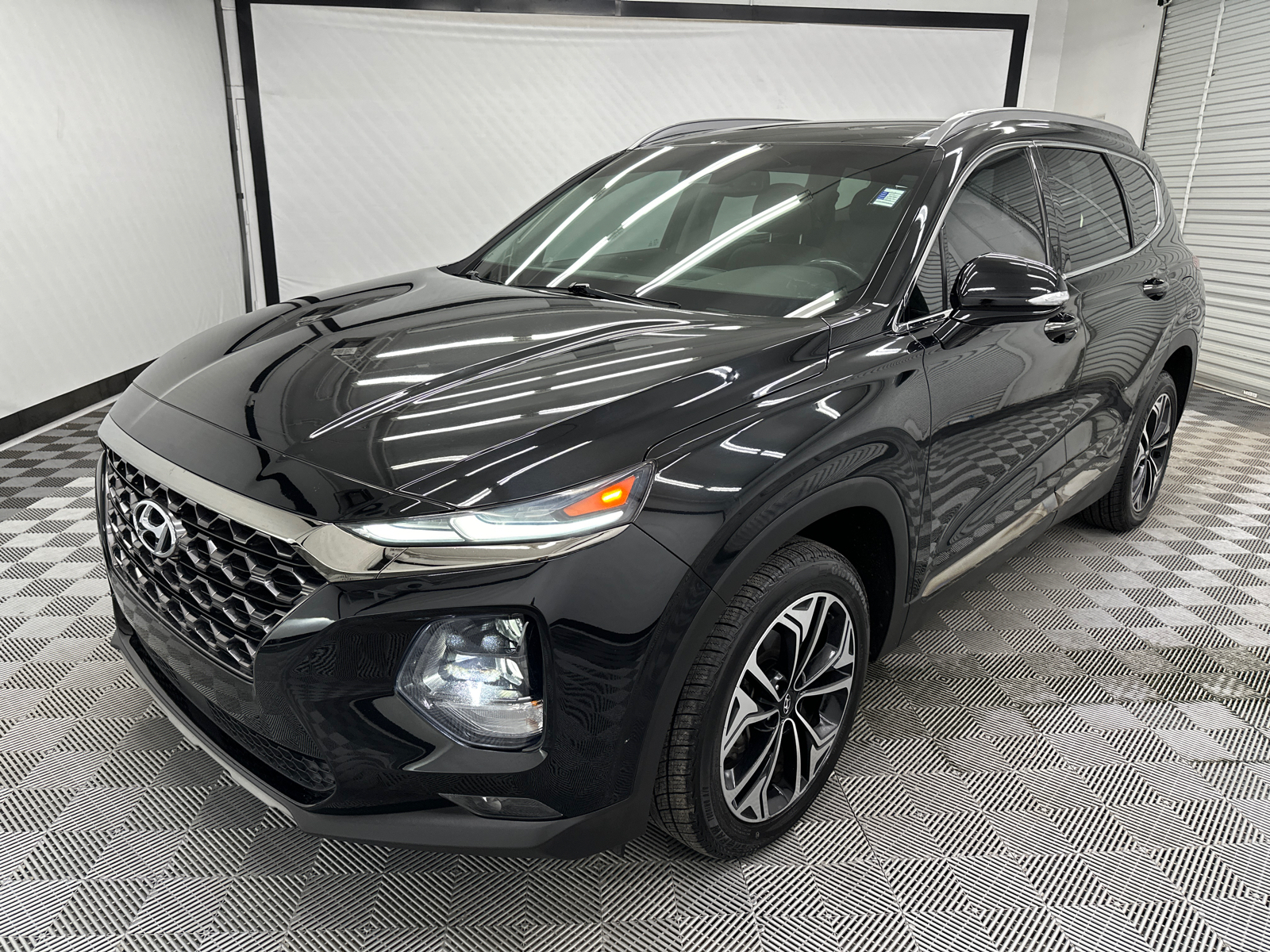 2019 Hyundai Santa Fe Limited 2.0T 1