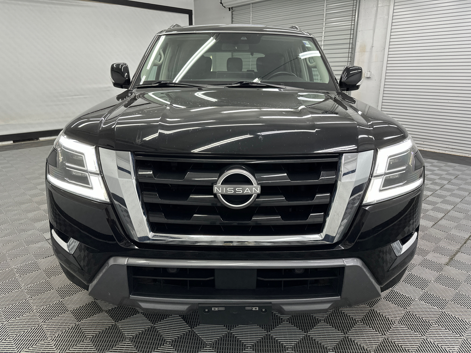 2021 Nissan Armada SV 8