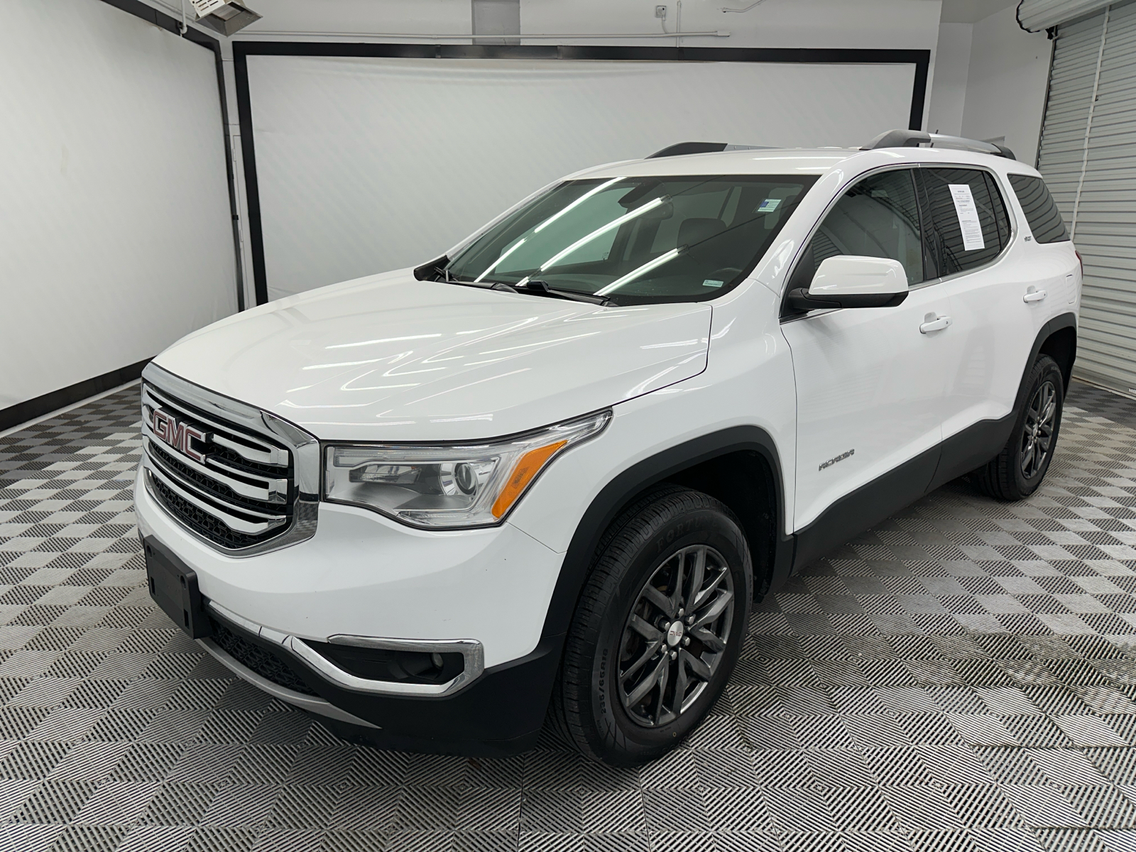 2019 GMC Acadia SLT-1 1