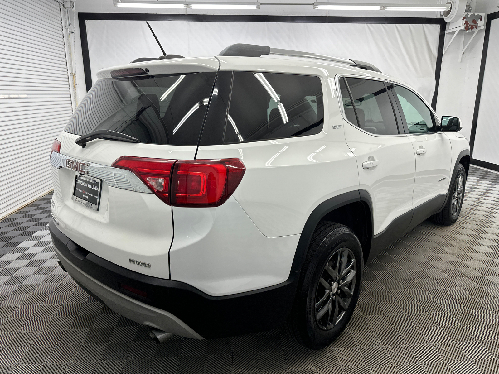 2019 GMC Acadia SLT-1 5