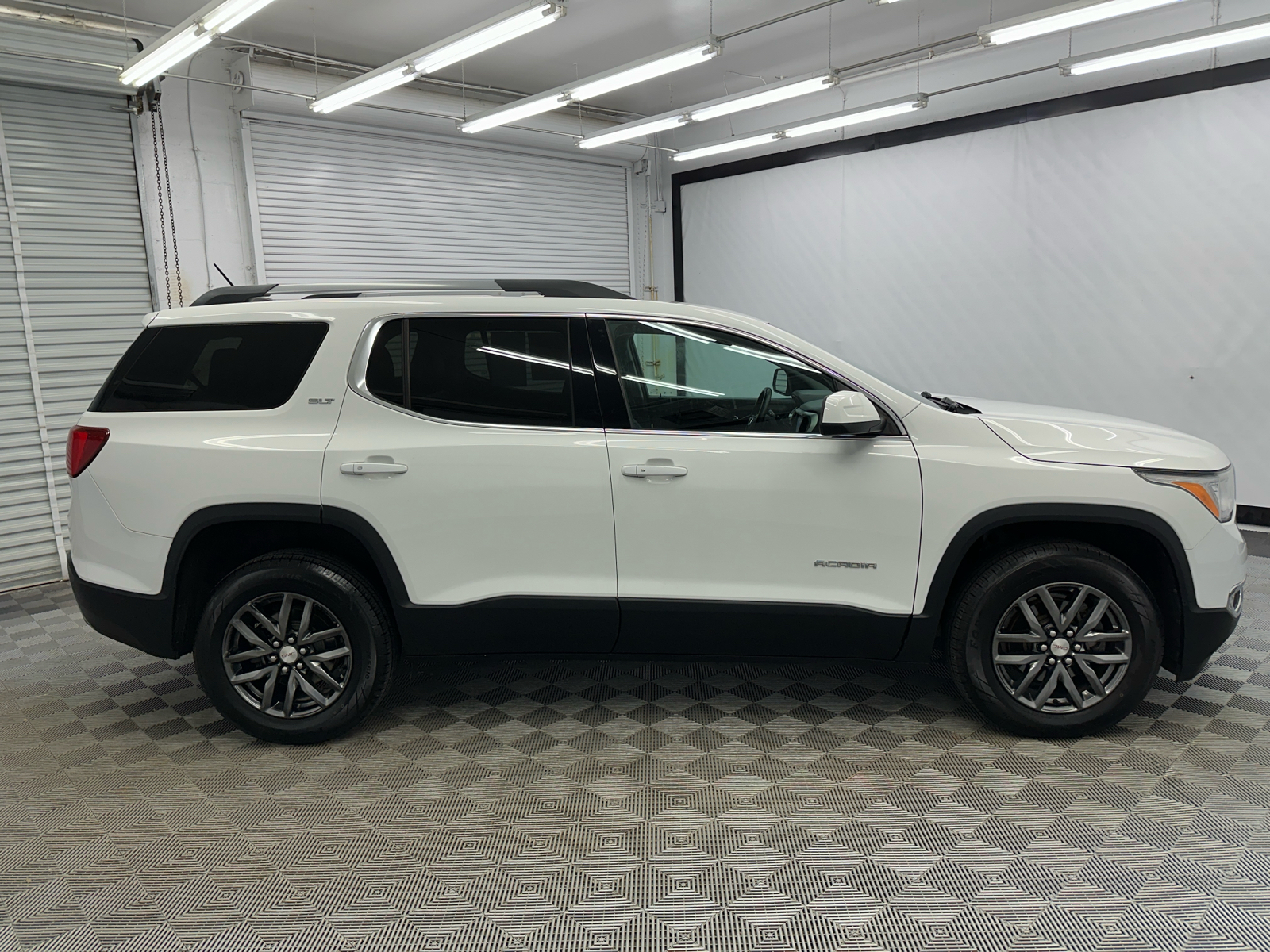 2019 GMC Acadia SLT-1 6