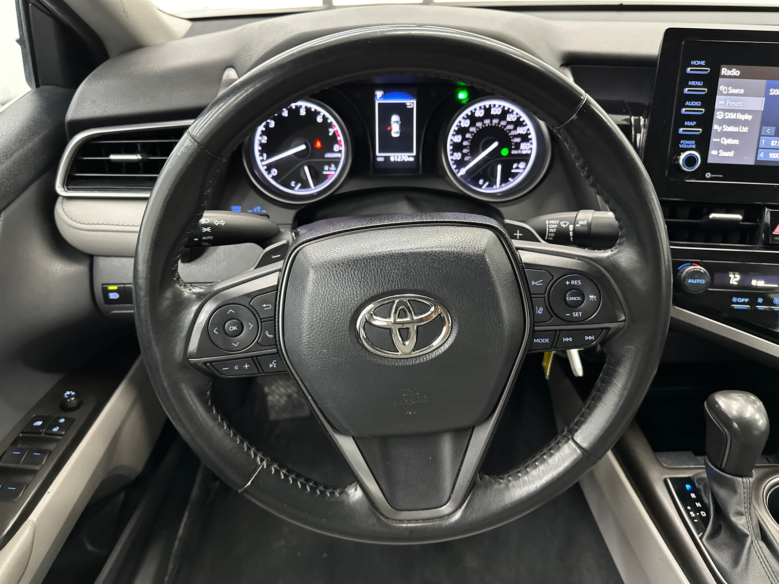 2023 Toyota Camry SE 23