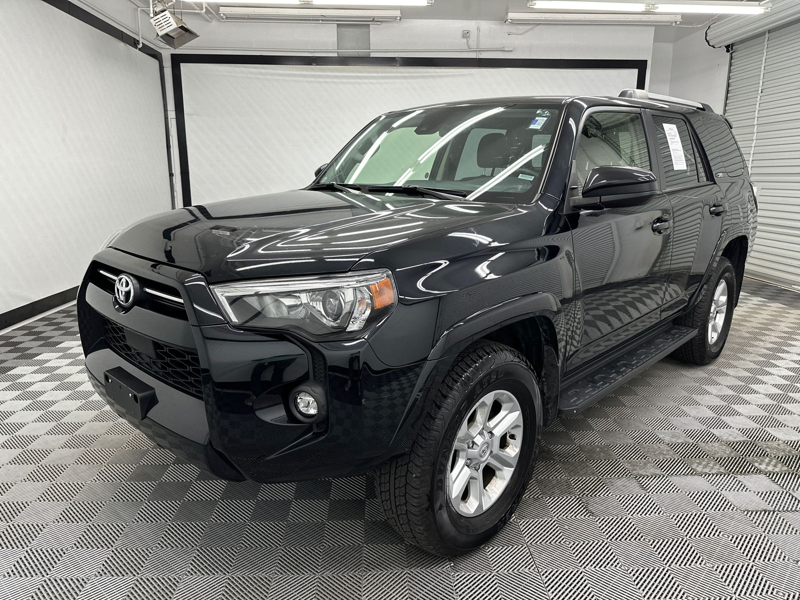 2023 Toyota 4Runner SR5 1