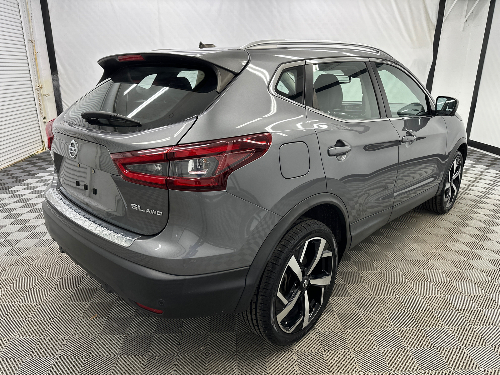 2020 Nissan Rogue Sport SL 5