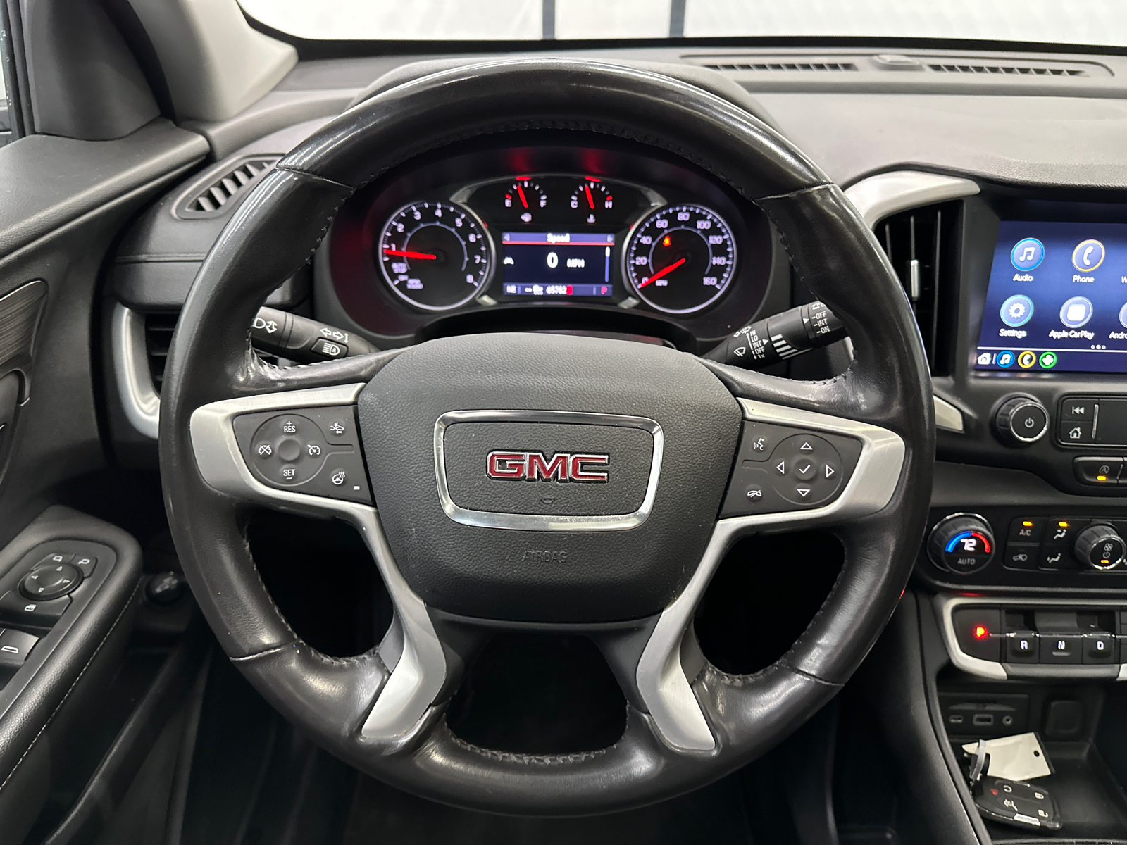 2022 GMC Terrain SLT 28