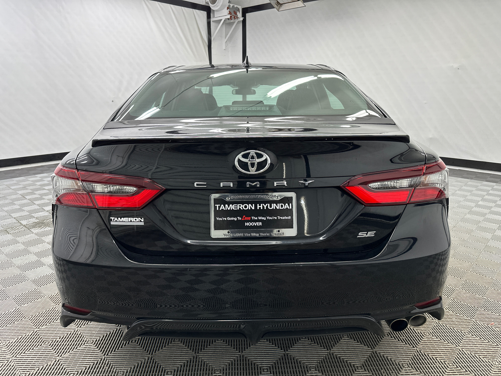 2022 Toyota Camry SE 4