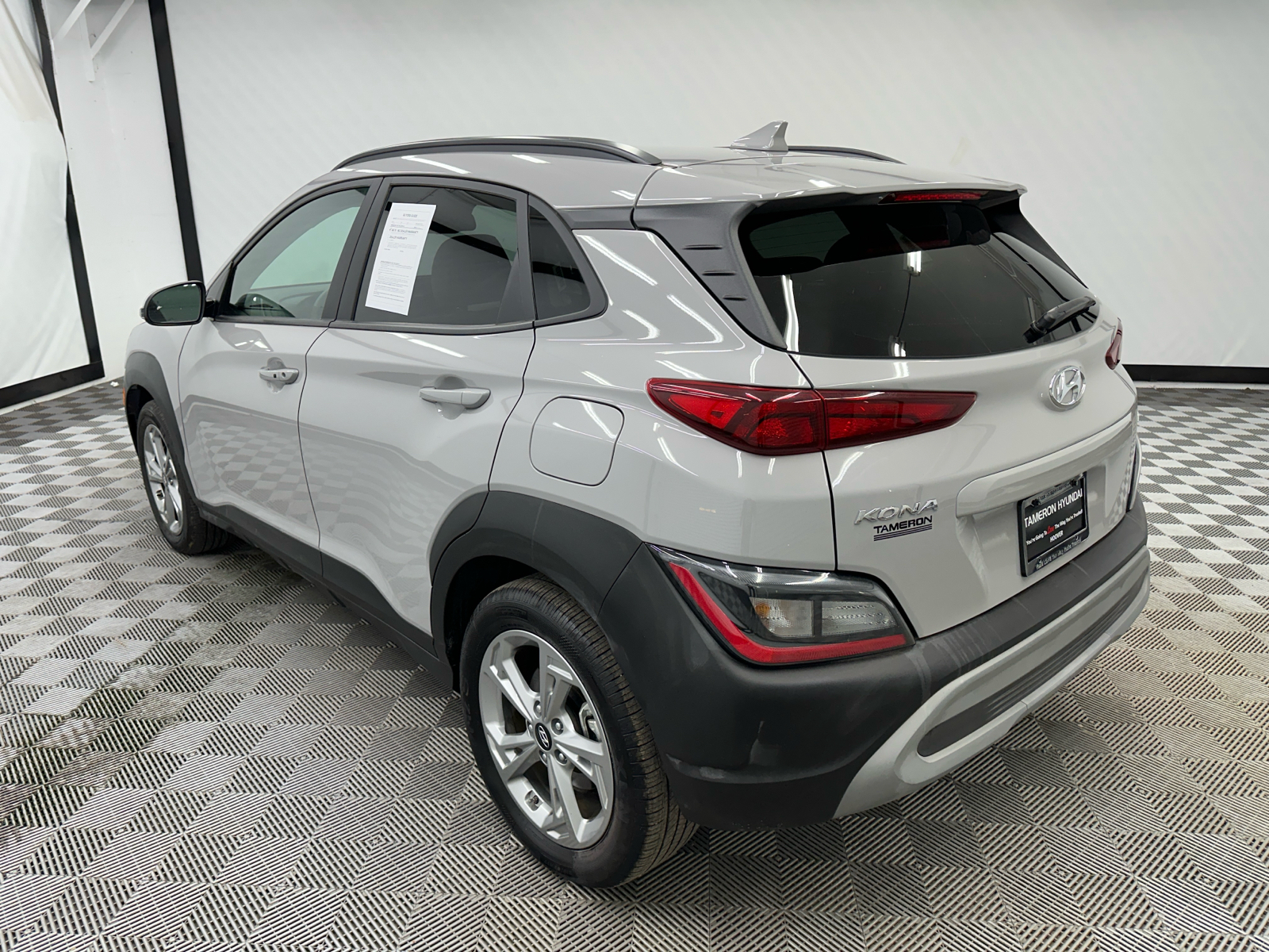 2023 Hyundai Kona SEL 3