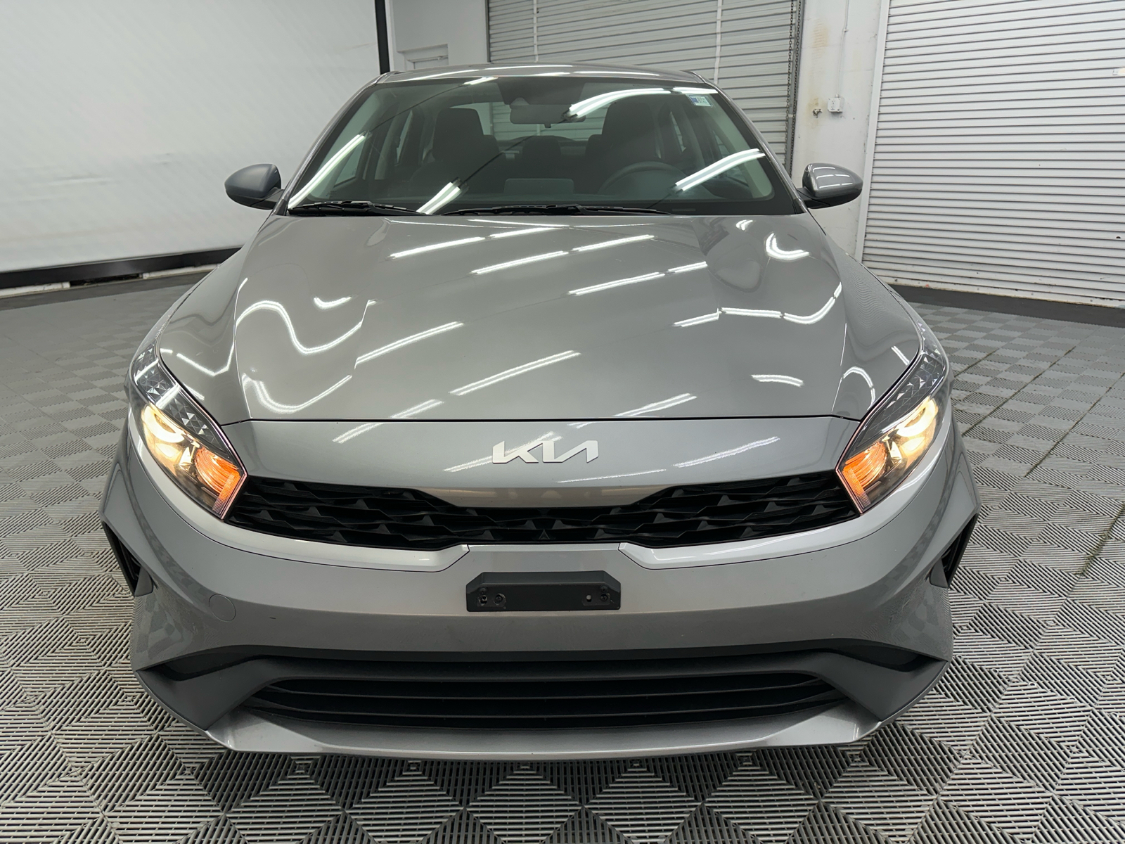 2023 Kia Forte LXS 8