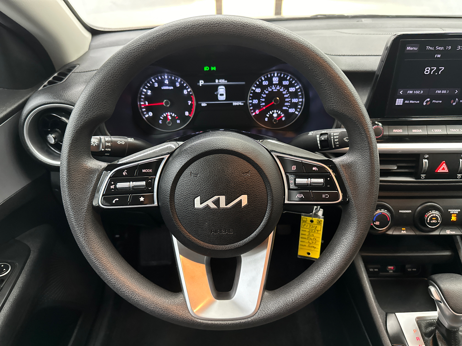 2023 Kia Forte LXS 22