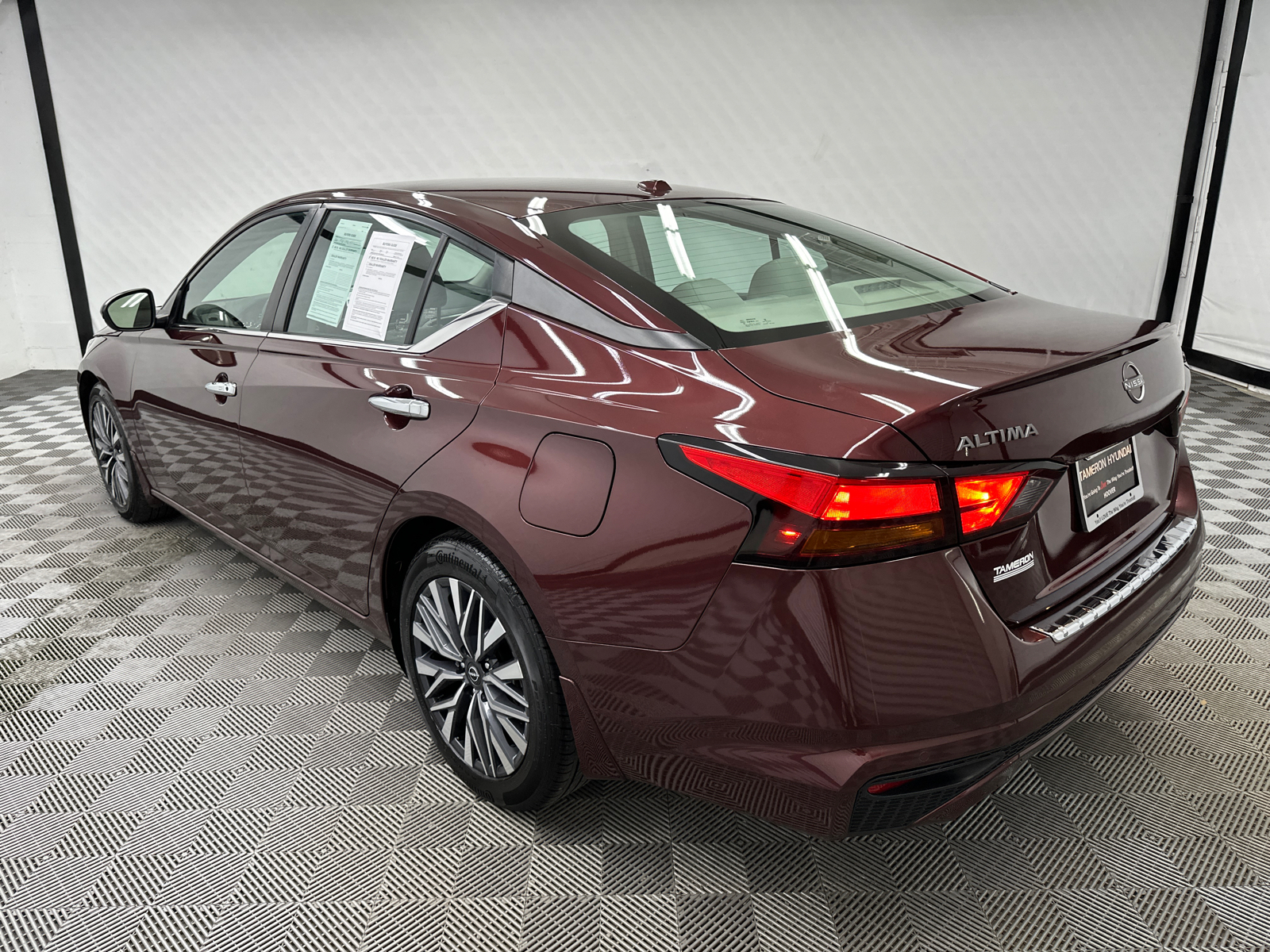 2023 Nissan Altima 2.5 SV 3