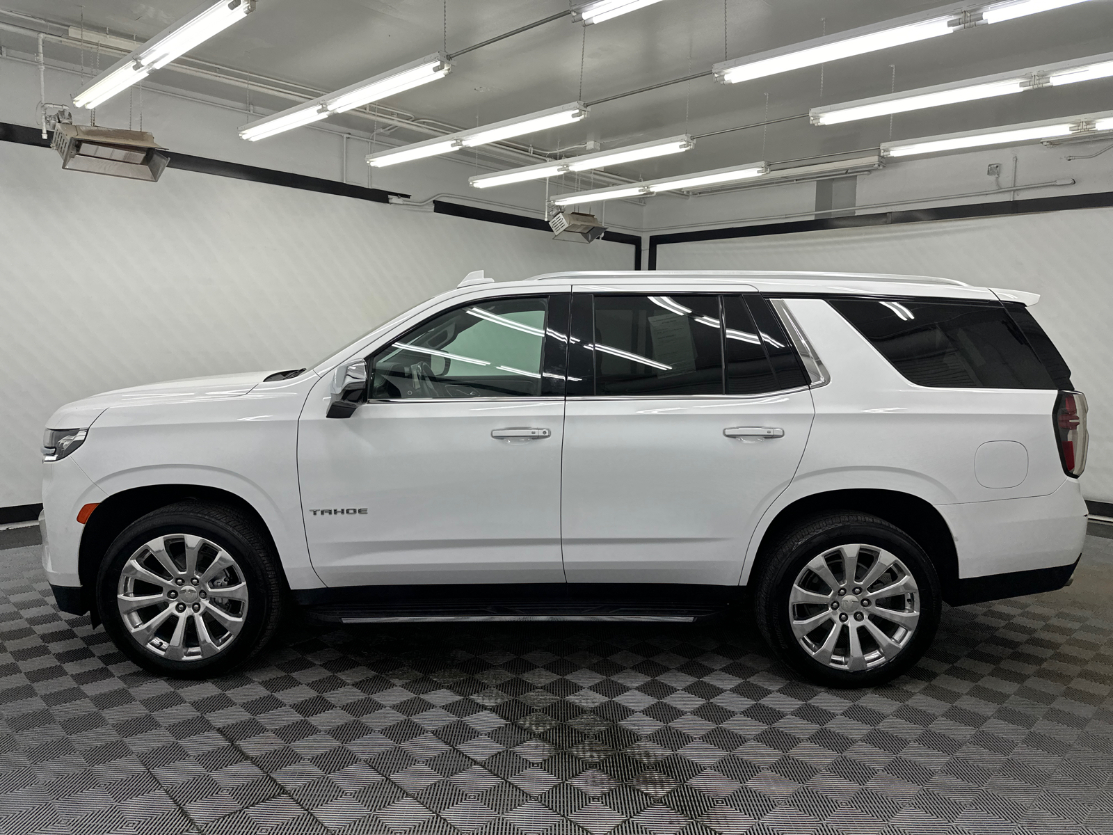 2021 Chevrolet Tahoe Premier 2