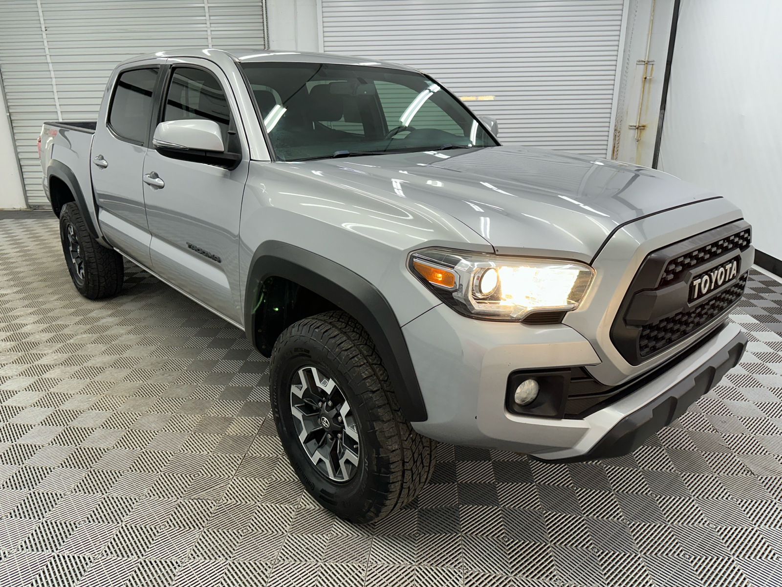 2017 Toyota Tacoma TRD Off-Road 7