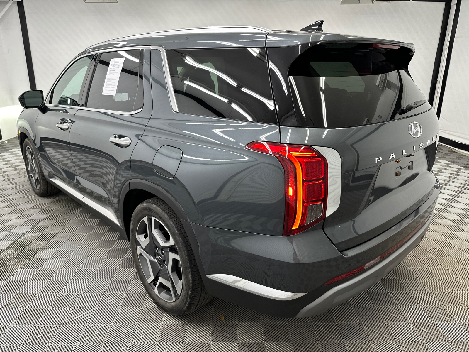 2023 Hyundai Palisade Limited 3