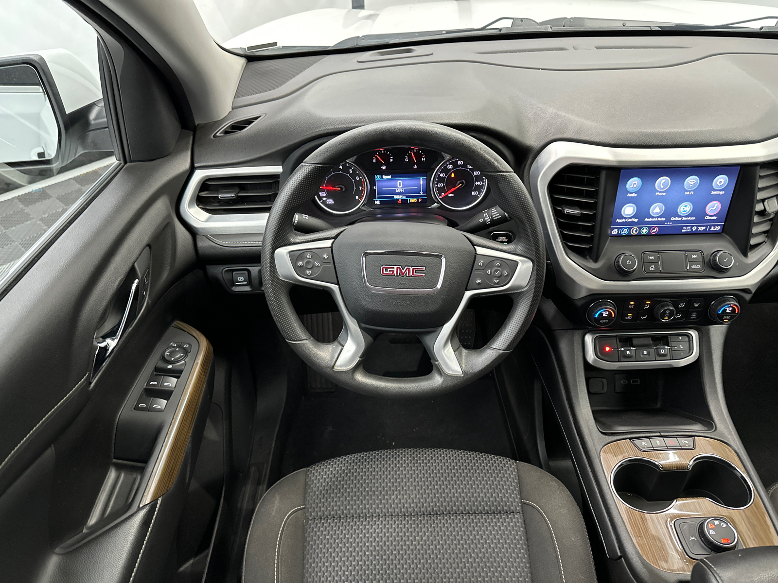 2023 GMC Acadia SLE 23