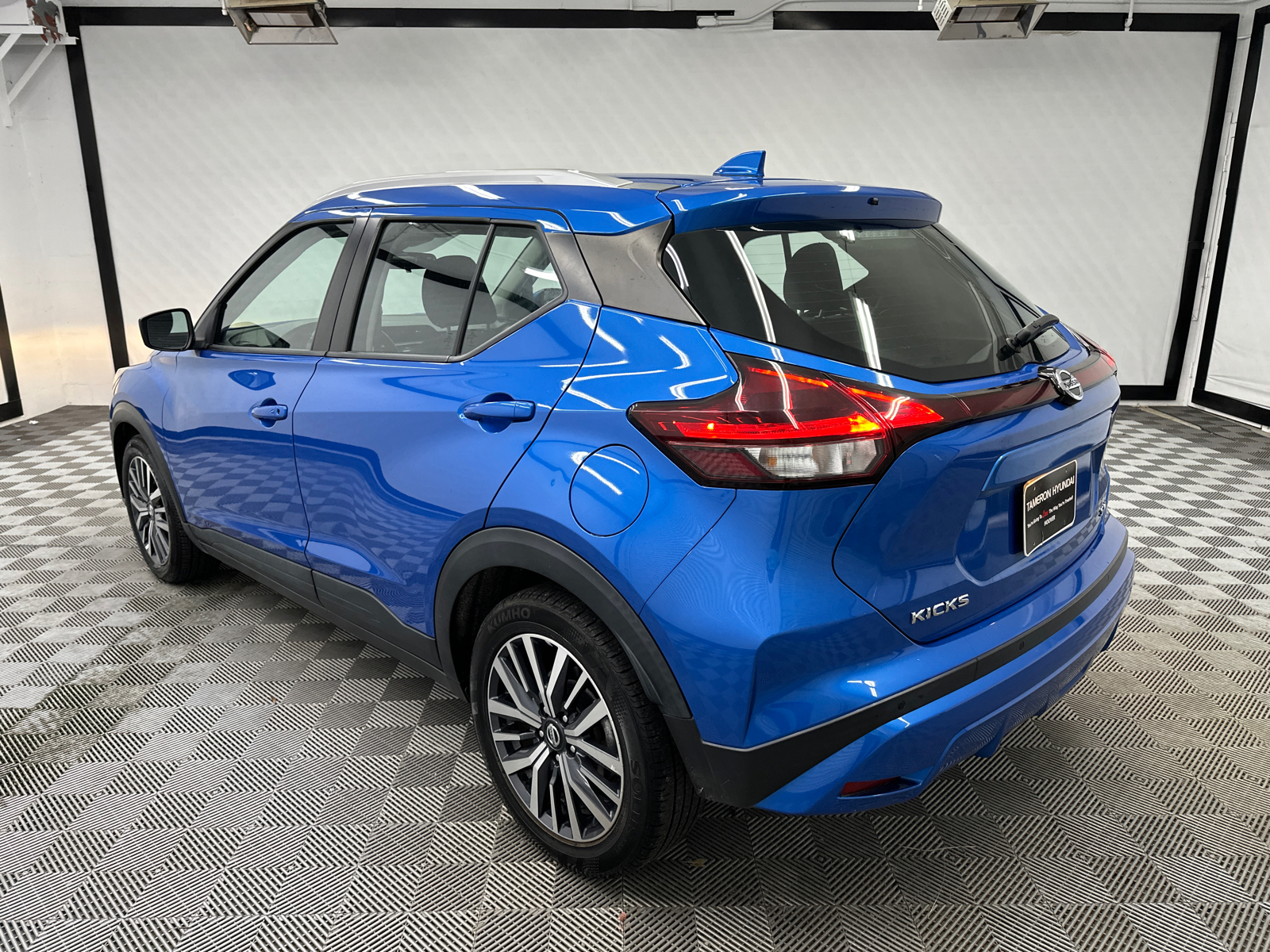 2021 Nissan Kicks SV 3