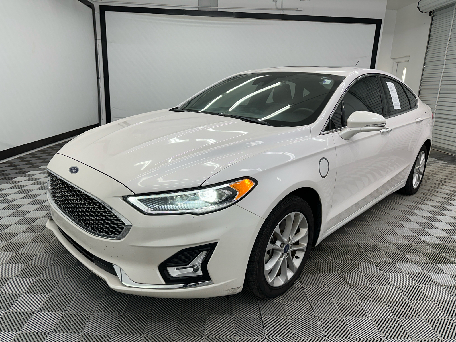 2020 Ford Fusion Energi Titanium 1