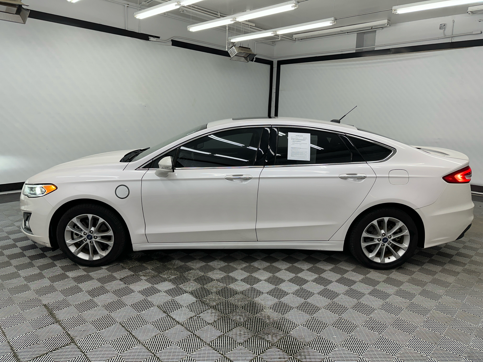 2020 Ford Fusion Energi Titanium 2