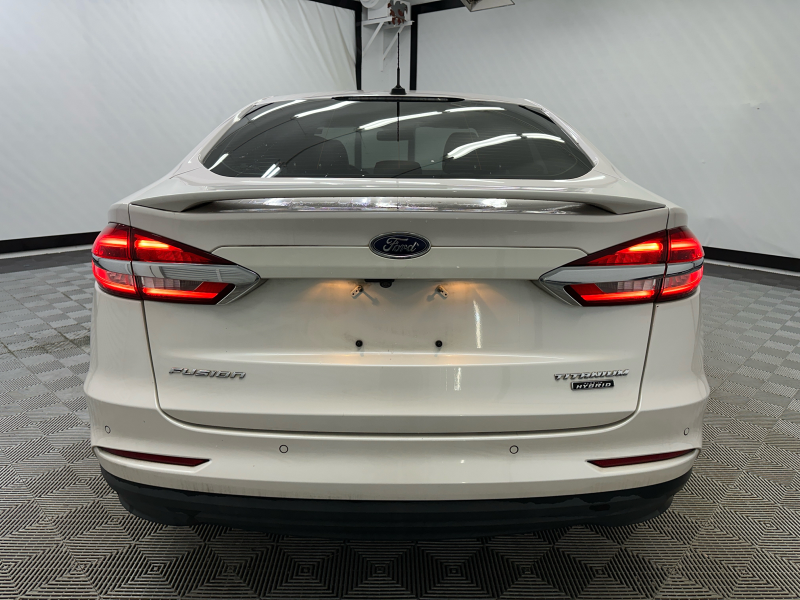 2020 Ford Fusion Energi Titanium 4