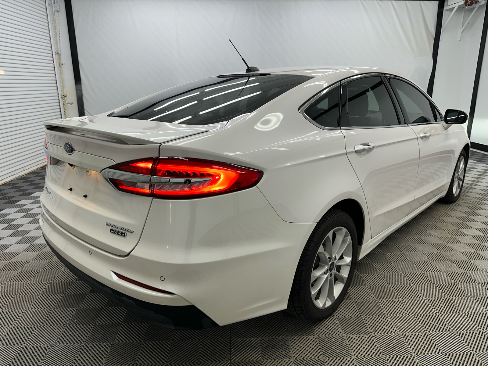 2020 Ford Fusion Energi Titanium 5