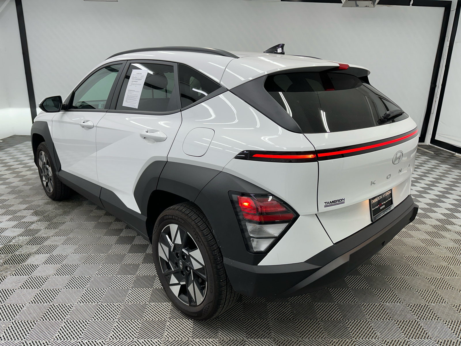 2024 Hyundai Kona SEL 3