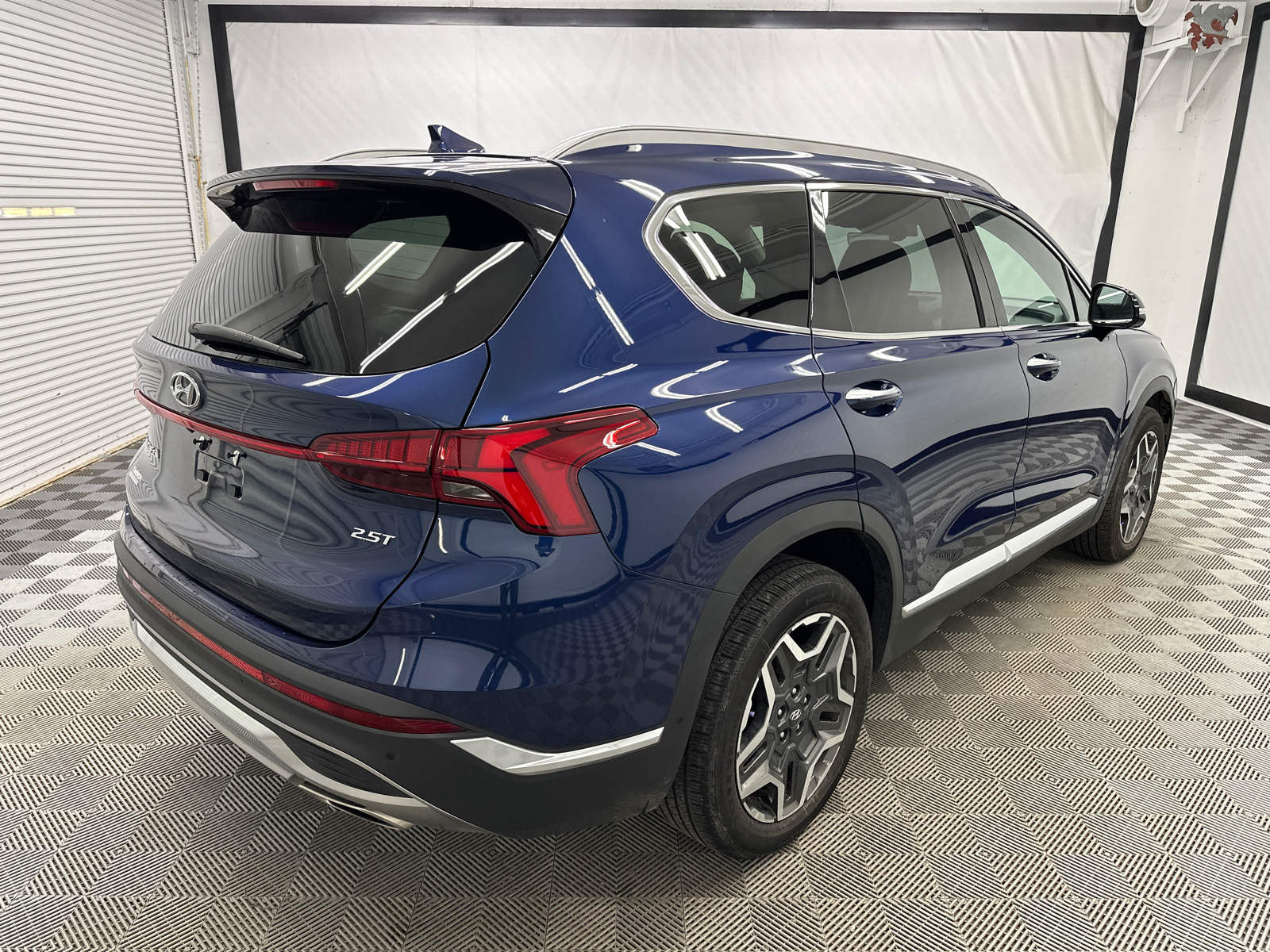 2023 Hyundai Santa Fe Limited 5