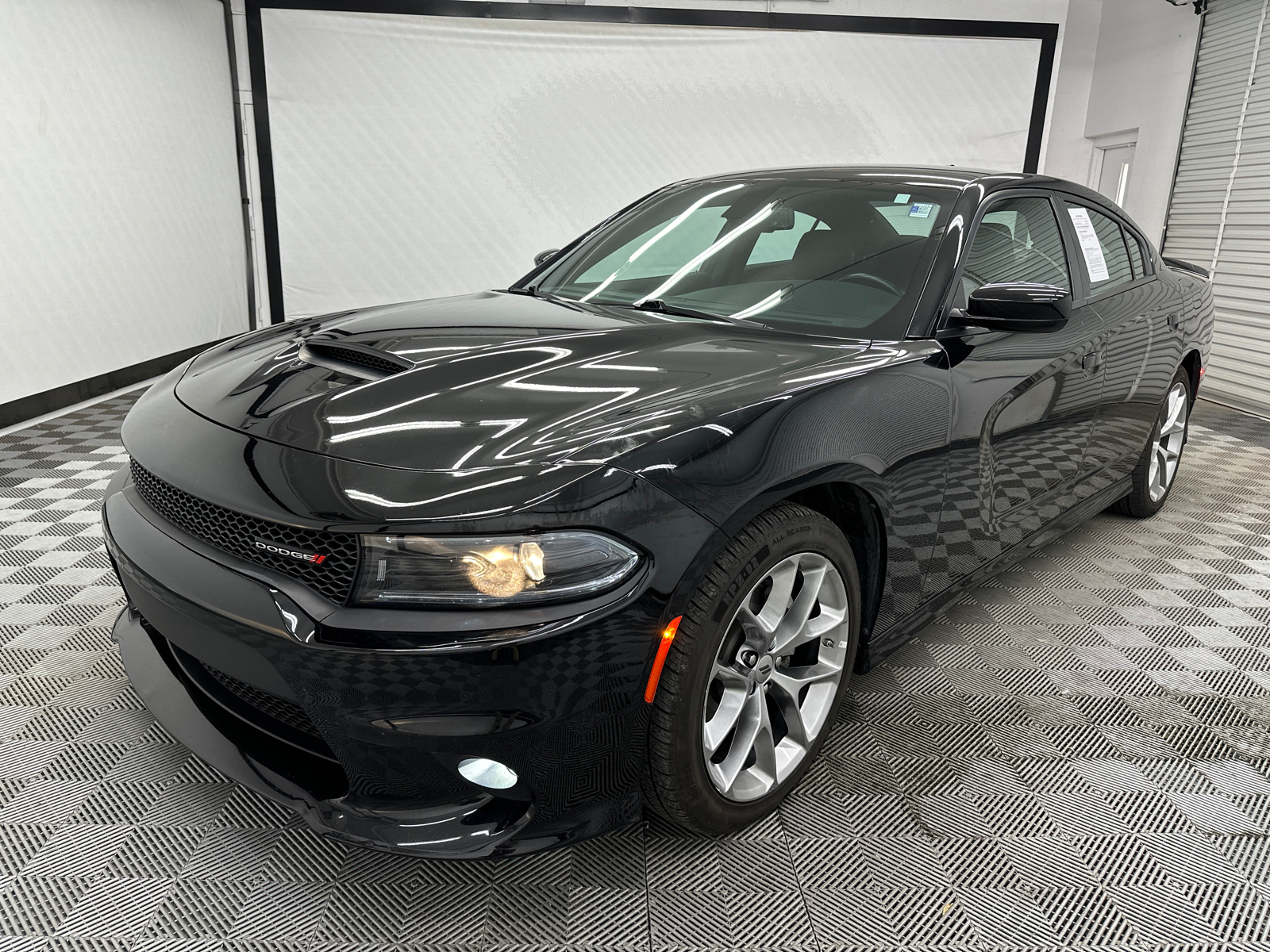 2022 Dodge Charger GT 1