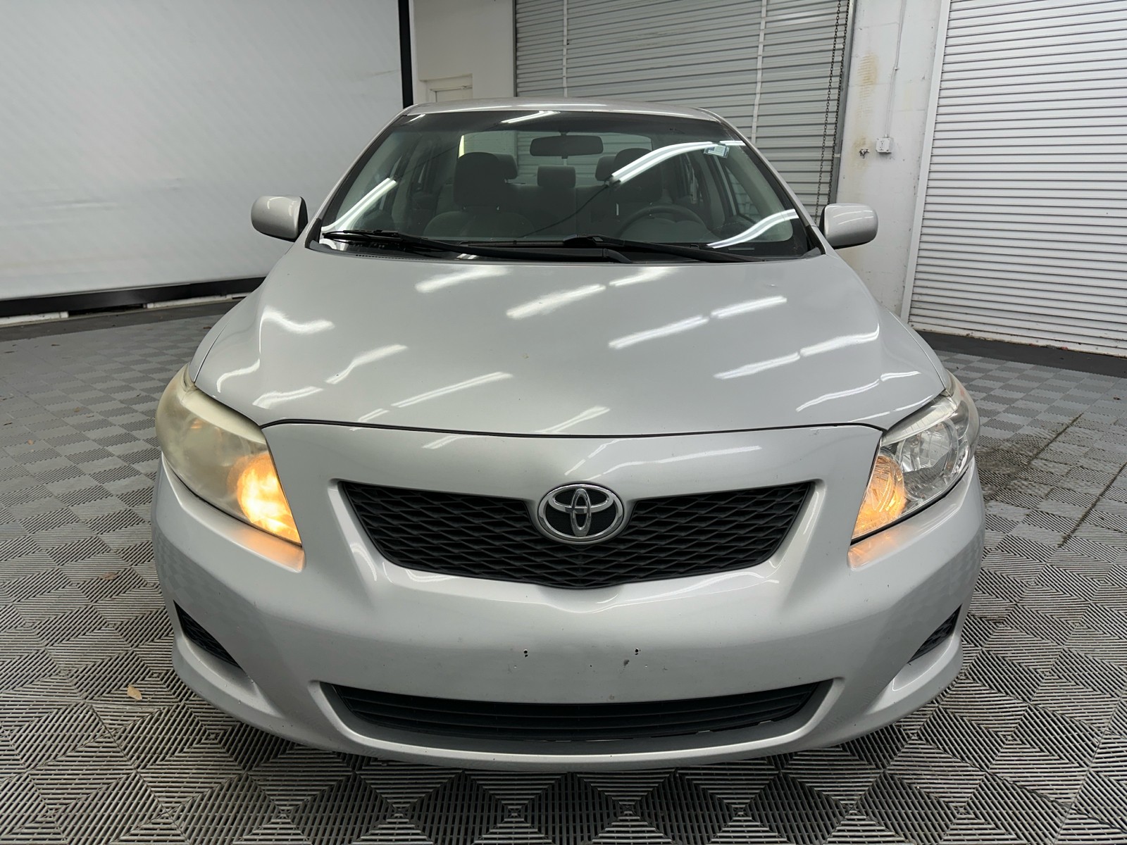 2010 Toyota Corolla LE 8